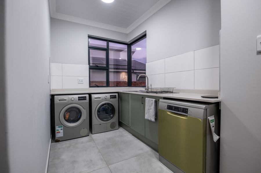 3 Bedroom Property for Sale in Mossel Bay Ext 15 Western Cape